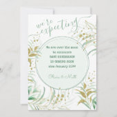 Wir erwarten die Schwangerschaft in Grün und Gold Ankündigung (Vorderseite)