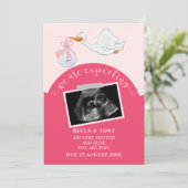 Wir erwarten die Sonogramm-Karte der rosa Schwange Einladung (Stehend Vorderseite)