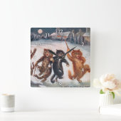 WIR GEHEN NICHT BIS MORGEN ZUHAUSE, Louis Wain Quadratische Wanduhr (Zuhause)