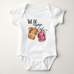 Wir gehen zusammen wie Erdnussbutter und Gelee Baby Strampler