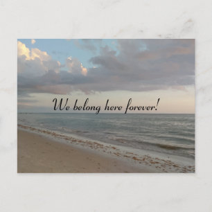 Wir gehören hier für immer niedliches Strand-Bild Postkarte