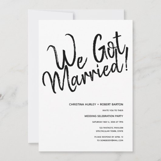 "Wir Got Verheiratet!" Lässige Script-Hochzeitsemp Einladung (Vorderseite)