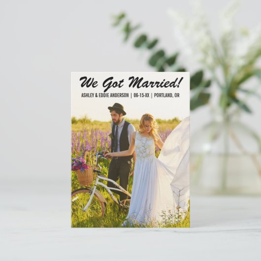 Wir got verheiratete Ankündigung auf der Postkarte (Stehend Vorderseite)