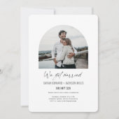 wir got verheiratete Einfache Arch Foto Einladung (Vorderseite)