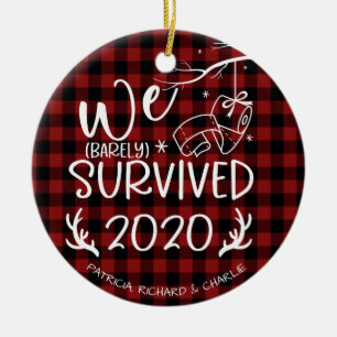 Wir haben 2020 überlebt Lustiges Covid Weihnachten Keramik Ornament