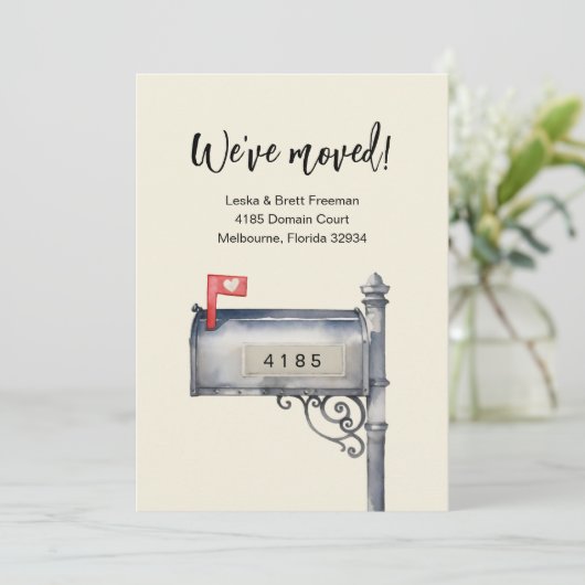 Wir haben die Ankündigung "Verschieben des Mailbox (Stehend Vorderseite)