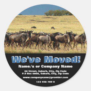 Wir haben die Ankündigung verschoben Runder Aufkleber