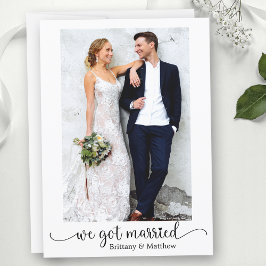 Wir haben eine Hochzeit mit Verheiratetem Foto-Her Ankündigung