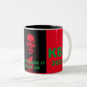 WIR HABEN ES KETANJI BROWN JACKSON GEMACHT ZWEIFARBIGE TASSE (VorderseiteRechts)