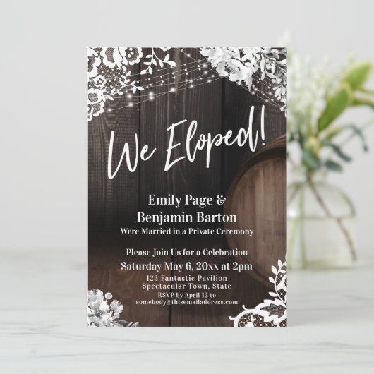 Wir haben gepflückt! Rustikales Holzfass Lights Bl Einladung (Stehend Vorderseite)