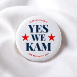 Wir Kam Kamala Harris Präsident Button<br><div class="desc">Zeigen Sie Ihre Unterstützung für die Präsidentschaftskandidatin Kamala Harris 2024 mit einem beeindruckenden Stück Typografie, das eine eindrucksvolle Aussage macht. Mit dem ikonischen Zitat "Yes We Kam" verkörpert dieses Design den Geist der Widerstandskraft, der Hoffnung und des Fortschritts. Das Zitat wird in einem kühlen, befehlshabenden Schriftart wiedergegeben, der die Kraft...</div>