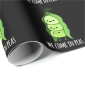Wir kommen in Peas Funny Pea Pun Dark BG Geschenkpapier (Rolleneckpunkt)