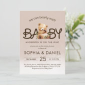 Wir können die Einladung eines Babyduschers abwart (Stehend Vorderseite)