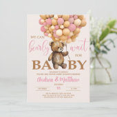 Wir können frühzeitig auf die Einladung eines Mädc (Stehend Vorderseite)