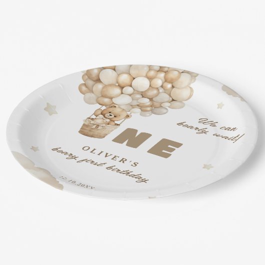 Wir können frühzeitig warten Beige Balloons 1. Geb Pappteller (Schrägansicht)