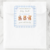 Wir können Gingham Baby Shower Book Plate warten Quadratischer Aufkleber (Tasche)