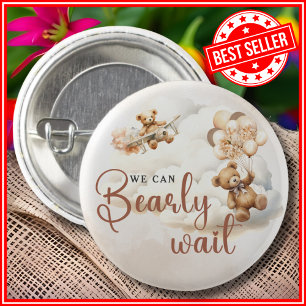 Wir können kaum warten Cub Brown Babyparty Button