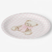 Wir können kaum warten Rosa Gingham Teddybär Pappteller (Schrägansicht)