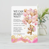 Wir können schon Abstrakt auf Rosa und Gold warten Einladung (Stehend Vorderseite)
