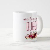 Wir Liebe Sie Bubbie Burgund Floral Jumbo-Tasse (Vorderseite Rechts)