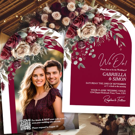 Wir machen Burgundy Rose QR Code & Foto Arch Weddi Einladung