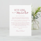 Wir machen eine Micro-Downsize-Hochzeitsankündigun Einladung (Stehend Vorderseite)