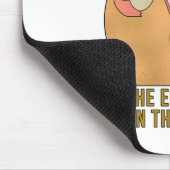 Wir müssen über den Elefanten in der Frau sprechen Mousepad (Ecke)