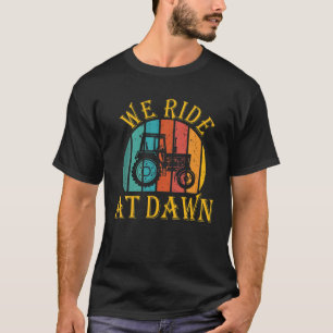 Wir reiten bei Morgengrauen Rasenmäher Vintage Ret T-Shirt