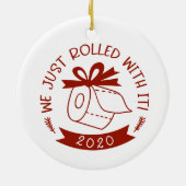 Wir rollten gerade mit dem sonnigen Weihnachtsgebä Keramik Ornament (Hinten)