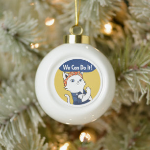 Wir schaffen es! Weiße Katze Rosie the Riveter Keramik Kugel-Ornament