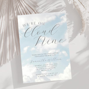 Wir sind auf Cloud Nine Blue Clouds Baby Dusche Einladung