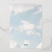 Wir sind auf Cloud Nine Blue Clouds Baby Dusche Folieneinladung (Rückseite)