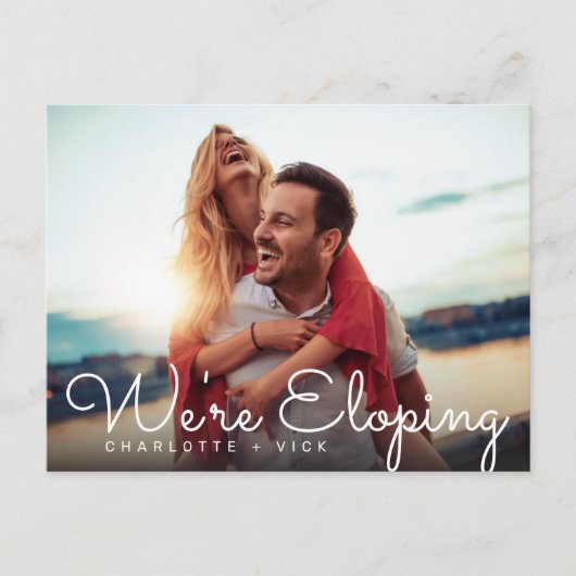 Wir sind dabei, Foto Save the Date zu Eloping Ankündigungspostkarte (Vorderseite)