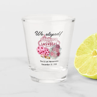 WIR SIND DAVONGELAUFEN! Ankündigung einer Las Vega Schnapsglas