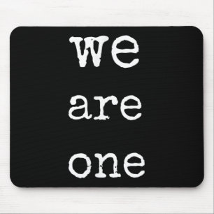 Wir sind ein Männer-Grafik-T-Shirt mit positiver B Mousepad