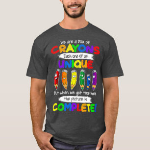 Wir sind eine Schachtel Buntstifte, jeder von uns T-Shirt