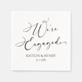 Wir sind eine Verlobte elegante Minimalistische En Serviette (Vorderseite)