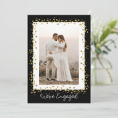 Wir sind eine Verlobte Personalisierte Foto-Engage Einladung (Stehend Vorderseite)