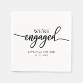 Wir sind eine Verlobte schwarz-weiße Engagement-Pa Serviette (Vorderseite)