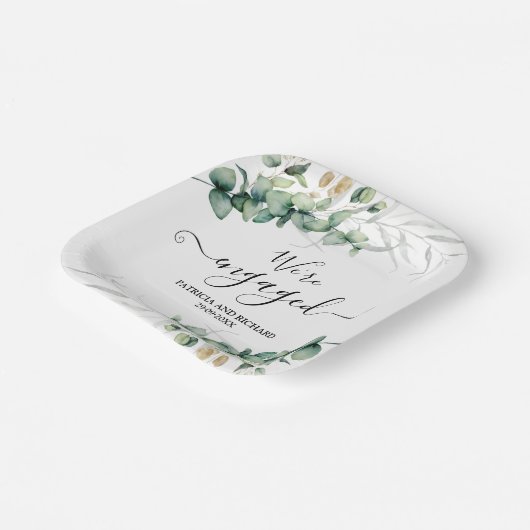 Wir sind eine Verlobte Verlobung von Goldgrün Pappteller (Gewinkelt)