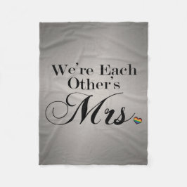 Wir sind gegenseitig Frau Lesbische Pride Typograf Fleecedecke