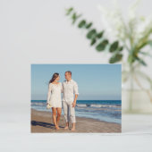 Wir sind in Hawaii Beach Hochzeitsankündigung aufg Postkarte (Stehend Vorderseite)