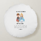 Wir sind Kinder des Niedlichen Kinderzimmers des K Rundes Kissen (Rückseite)