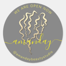 Wir sind Open Gold Logo Grau gelben Namen Haare Sc