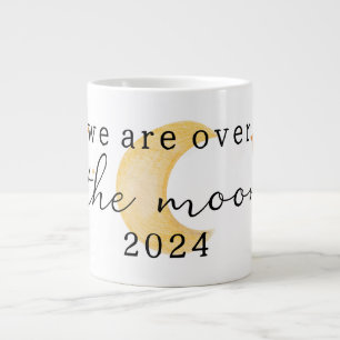 Wir sind "Over Moon" Baby Dusche Geschenkidee Tass Jumbo-Tasse