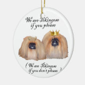 Wir sind Pekingese Keramikornament (Links)