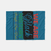 Wir sind schwarze Geschichte stolz juneteenth  Fleecedecke (Vorderseite (Horizontal))