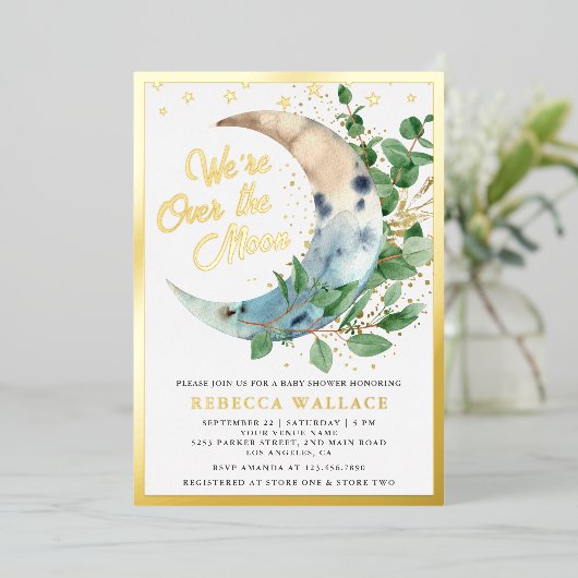 Wir sind über dem Mond Eukalyptus Baby Shower Gold Folieneinladung (Stehend vorne)