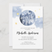 Wir sind über der Mond Baby Dusche Einladung (Vorderseite)