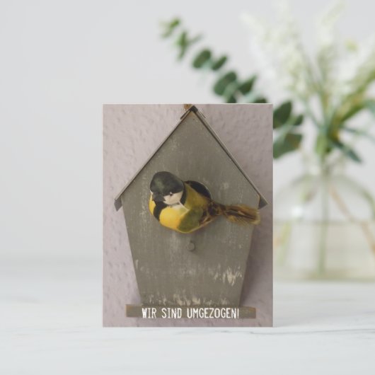 Wir sind umgezogen! - Postkarte (Vogelhaus) (Stehend Vorderseite)